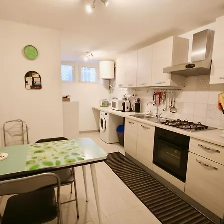 Relaxing And Comforting Дом отдыха Ольбия